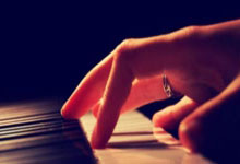 阿贾克斯施压埃弗顿，法国天才或付出代价